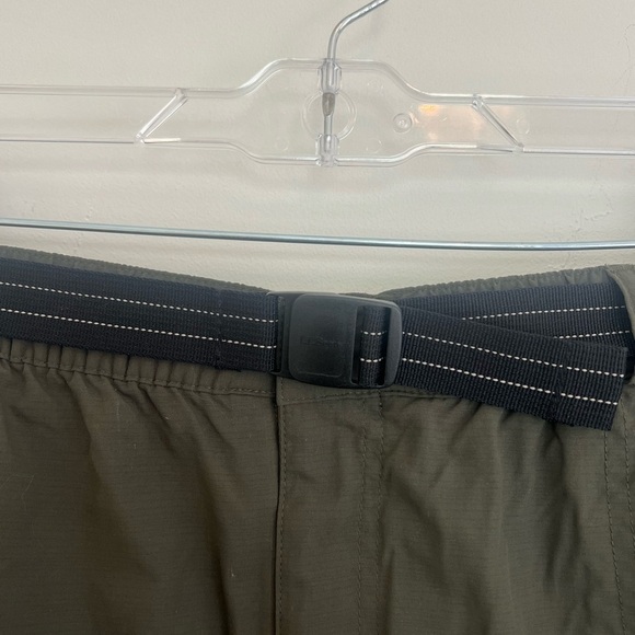 LL Bean Crest Shorts Men's Outdoor Hiking Olive Green Size XL Nylon Lined - Picture 2 of 10